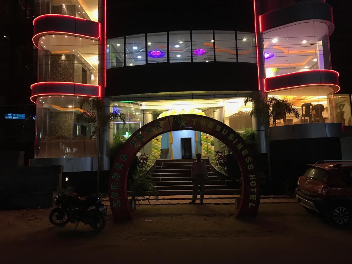 Hyders Park The Business Hotel Thanjavur Exterior foto